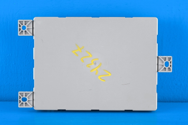 Styreenhet (SAM - Signal Acquisition Module) til Mercedes GLC 2015-2022 (X253) (X253) (HELLA|5DK 010 775-77|A 222 900 60 14|)