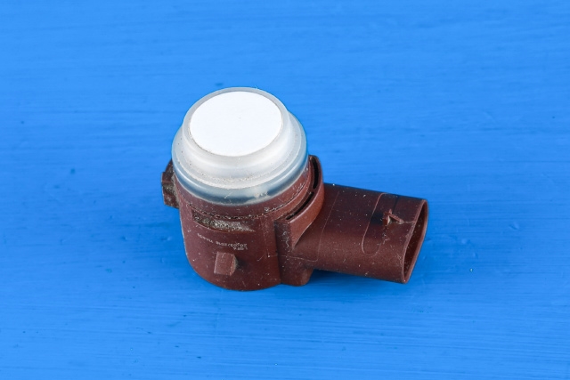 Parkeringssensor foran til Mercedes GLC, 2015-2022 (X253) (X253) (MERCEDES|A 000 905 56 04)