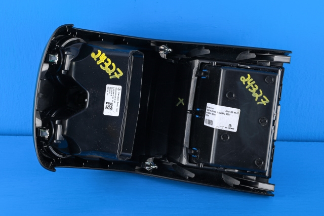 Dashbord friskluftdyse til Mercedes GLC 2015-2022 (X253) (X253) (MERCEDES|A 253 830 41 00|)
