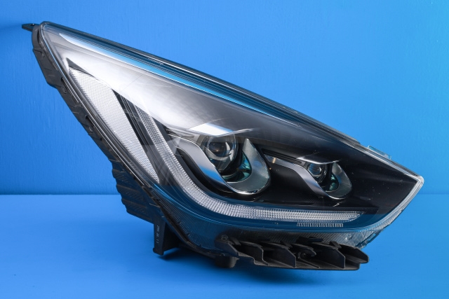 Frontlykt høyre full-LED til Kia Niro, 2016-2021  