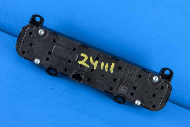 Bilstereo betjeningspanel til Ford Transit Custom 2013-2023 (Type I) (FORD|H1BT-18K811-HG|)