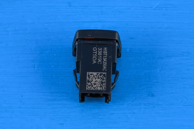 Bryter nødblink til Ford Transit Custom 2013-2023 (Type I)  (FORD|H1BT-13A350-AC|)