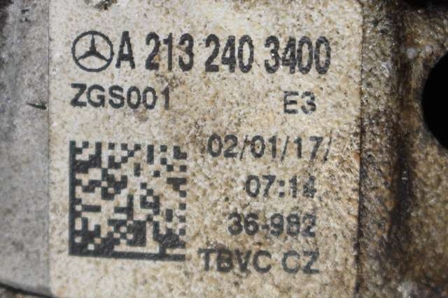 Motorfeste til Mercedes E-Klasse 2016-2023 (W213) (W213) (MERCEDES|A 213 240 34 00|)