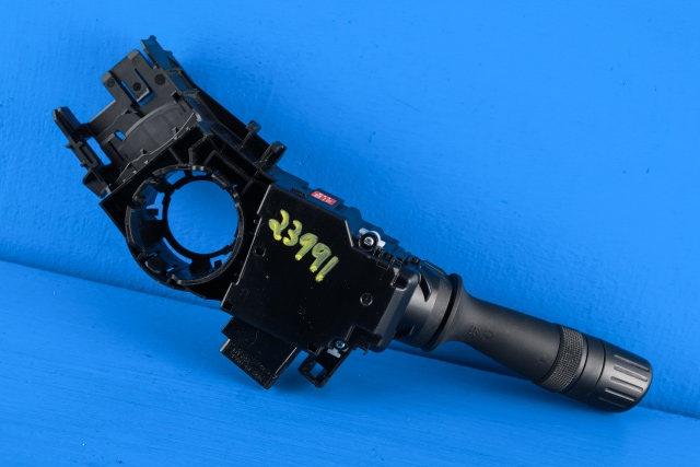 Bryter blink til Toyota Auris 2013-2015 (Type II, Fase 1) (TOYOTA|02730-17F850|)