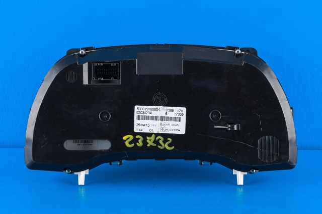 Instrumentpanel til Opel Combo D 2012-2018 (GM|52 034 234|)
