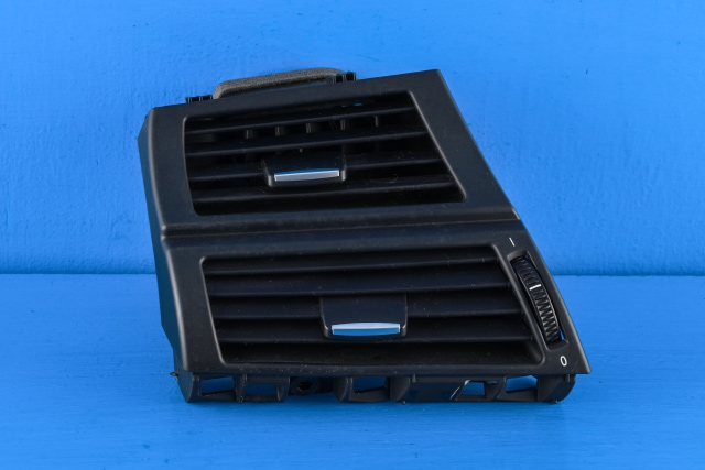 Dashbord friskluftdyse venstre til BMW X5, 2007-2013 (E70) (E70) (BMW|7 161 803)