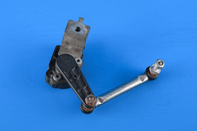 Sensor nivå, venstre foran til BMW X5 2007-2013 (E70) (E70) (BMW|6 778 814|)