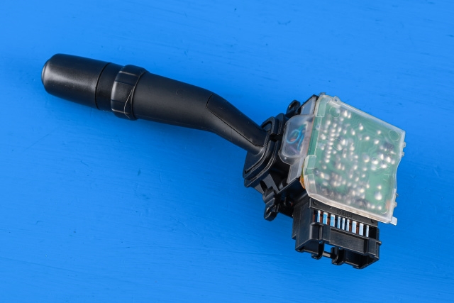 Bryter visker til Toyota Land Cruiser 120 2002-2009  
