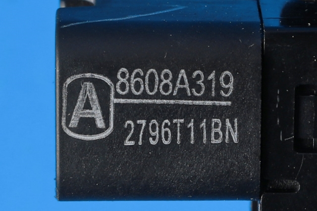 Bryter ruteheis til Mitsubishi Outlander 2015-->> (Type III, Fase 2) (MITSUBISHI|8608A319|)
