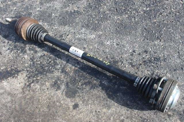 Drivaksel høyre bak, diesel/manuell til VW Transporter / Caravelle 2015-2019 (T6) (T6) (VAG|7E0 501 202|)