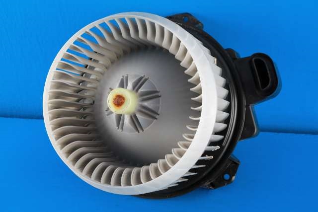 Varmeapparat motor til Toyota Avensis 2015-2019 (Type III, Fase 2) (DENSO|272700-8105|)