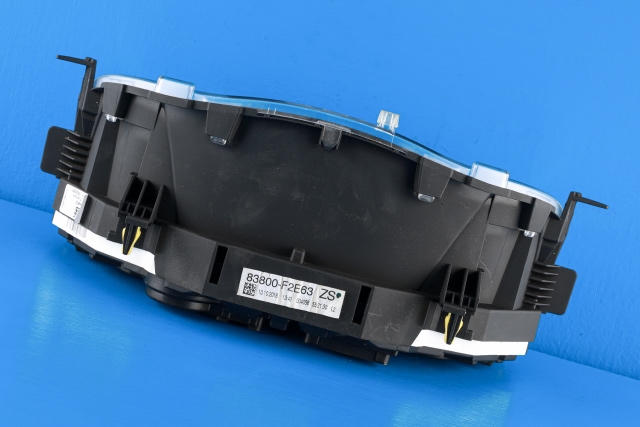 Instrumentpanel til Toyota Auris 2015-2019 (Type II, Fase 2) (TOYOTA|83800-F2E63|)
