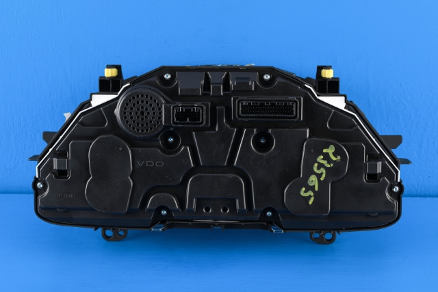 Instrumentpanel til Toyota Auris 2015-2019 (Type II, Fase 2) (TOYOTA|83800-F2E63|)