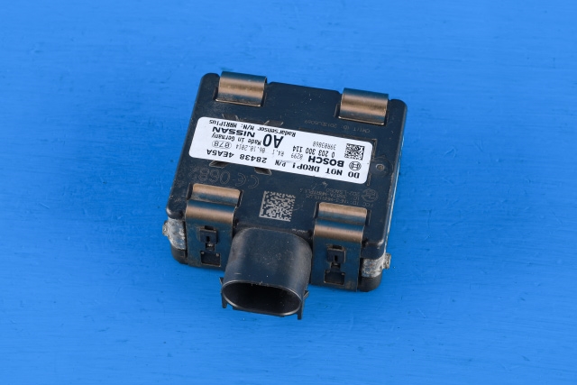 Sensor radar til Nissan Qashqai, 2014-2021 (Type II)  (BOSCH|0 203 300 114)