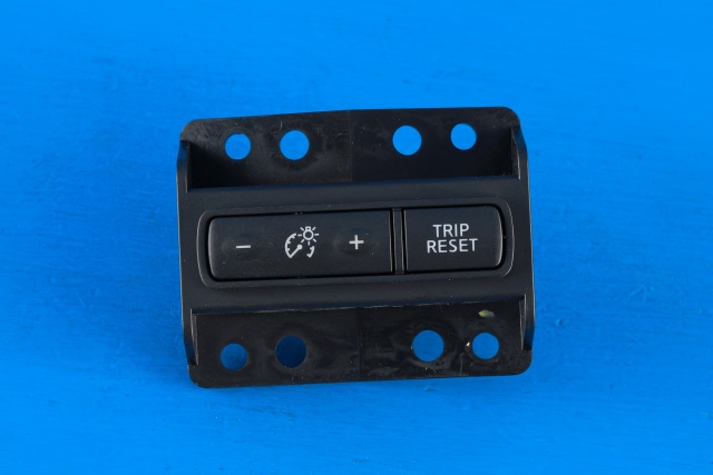 Bryter diverse til Nissan Qashqai, 2014-2021 (Type II)  