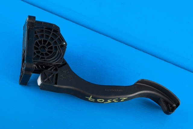 Pedal gass til Citroën Berlingo 2019-->> (Type III) (CITROEN|96 748297 80|)