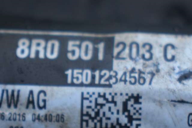 Drivaksel høyre bak, diesel/automat til Audi A6 2014-2018 (Type IV, Fase 2) (C7) (C7) (VAG|8R0 501 203 C|)