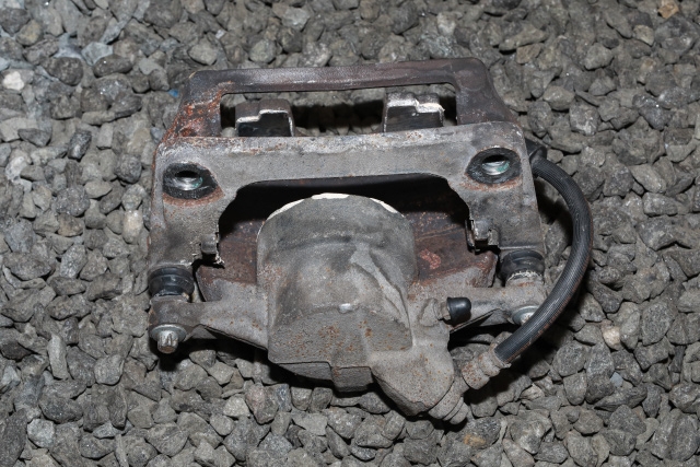 Bremsecaliper venstre foran til Peugeot 3008 2016-->> (Type II)  