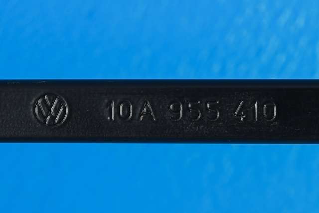 Viskerarm frontrute høyre til VW ID.3 2020-->>  (VAG|10A 955 410|)