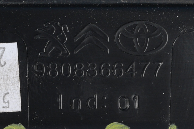 Dashbord diverse til Peugeot Expert 2016-->> (Type III)  (PEUGEOT|98 083664 77|)