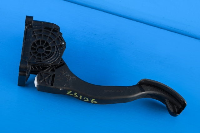 Pedal gass til Peugeot Expert 2016-->> (Type III) (PEUGEOT|96 748297 80|)