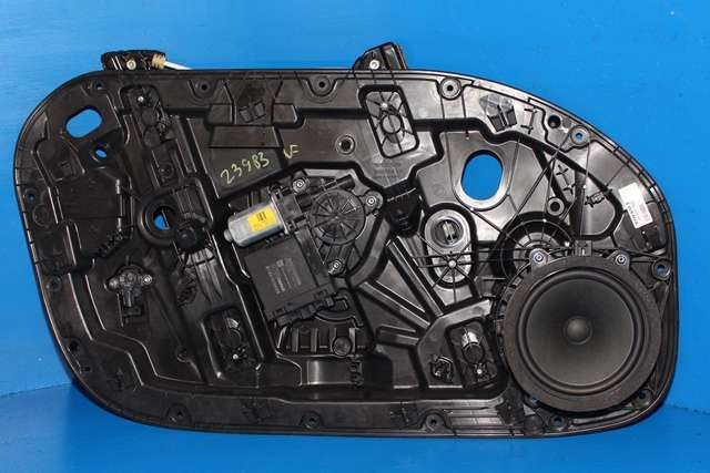 Ruteheis venstre foran til Volvo V60 / V60 CC, 2018-->> (Type II) (VOLVO|31674755)