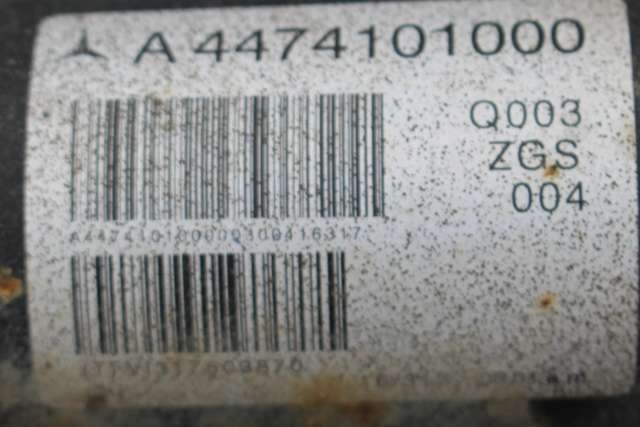 Mellomaksel bakre til Mercedes Vito 2014-->> (W447) (W447) (MERCEDES|A 447 410 10 00|)