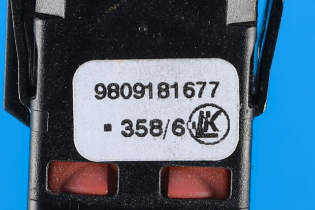 Bryter nødblink til Peugeot Expert 2016-->> (Type III)  (PEUGEOT|98 091816 77|)