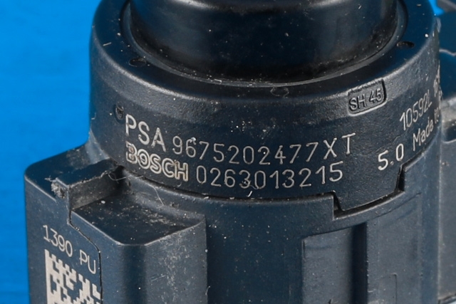 Parkeringssensor foran til Peugeot Expert 2016-->> (Type III) (PEUGEOT|96 752024 77|)
