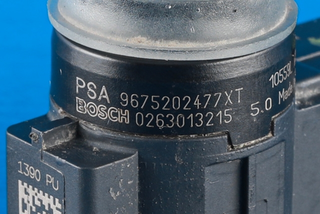 Parkeringssensor foran til Peugeot Expert 2016-->> (Type III) (PEUGEOT|96 752024 77|)