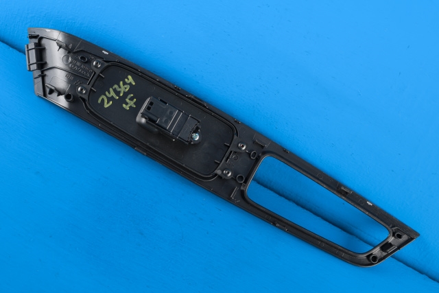 Bryter ruteheis til Volvo XC60 2008-2013 (Type I, Fase 1) (VOLVO|31272012|)