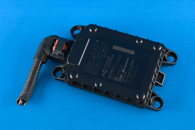Sensor radar til Peugeot 5008 2017-->> (Type II) (PEUGEOT|98 290096 80|)