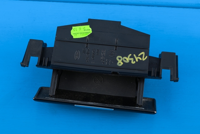 Dashbord myntrom til Land Rover Discovery 2009-2017 (Type IV)  (LAND ROVER|AH22-048A02-AB|)