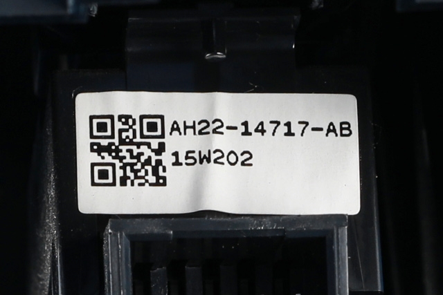 Bryter ruteheis til Land Rover Discovery 2009-2017 (Type IV) (LAND ROVER|AH22-14717-AB|)