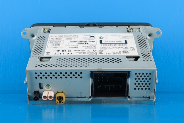 Bilstereo til VW Transporter / Caravelle 2015-2019 (T6) (T6) (VAG|1K8 035 150 C|)