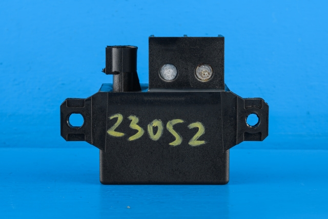 Rele diverse til BMW X5 2007-2013 (E70) (E70) (BMW|7 661 503|)