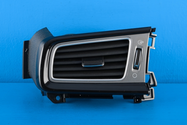 Dashbord friskluftdyse venstre til Kia Niro, 2016-2021  (KIA|84790-G5100)