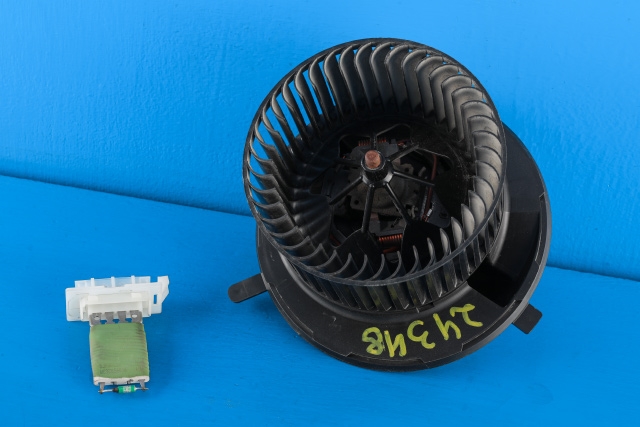 Varmeapparat motor til VW Caddy, 2015-2020 (Type III, Fase 3)  (VAG|1K1 819 015 F)