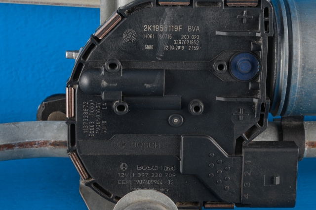 Viskermotor frontrute komplett m/overføring til VW Caddy 2015-2020 (Type III, Fase 3) (VAG|2K1 955 023 J|)