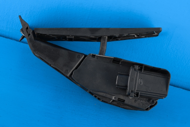 Pedal gass til BMW X1 2009-2015 (E84) (E84) (HELLA|6PV 009 379-20|35.42-6 793 742|)
