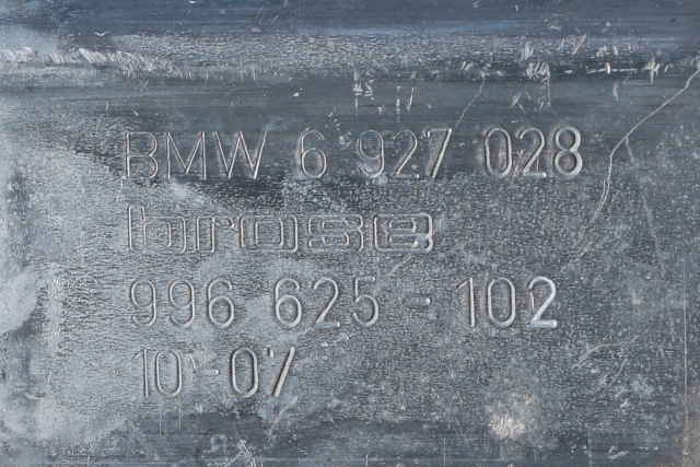 Ruteheis høyre foran til BMW X1 2009-2015 (E84) (E84) (BMW|6 927 028|)