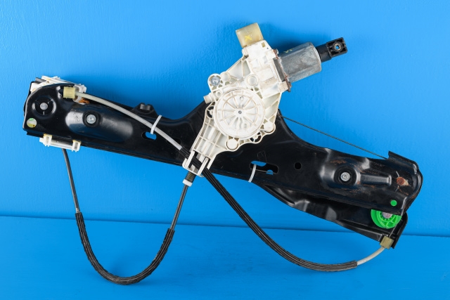 Ruteheis venstre foran til BMW X1, 2009-2015 (E84) (E84) (BMW|6 927 027)