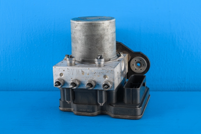 ABS sentral til VW Polo, 2017-2021 (Type VI, Fase 1)  (VAG|2Q0 614 517 AC)