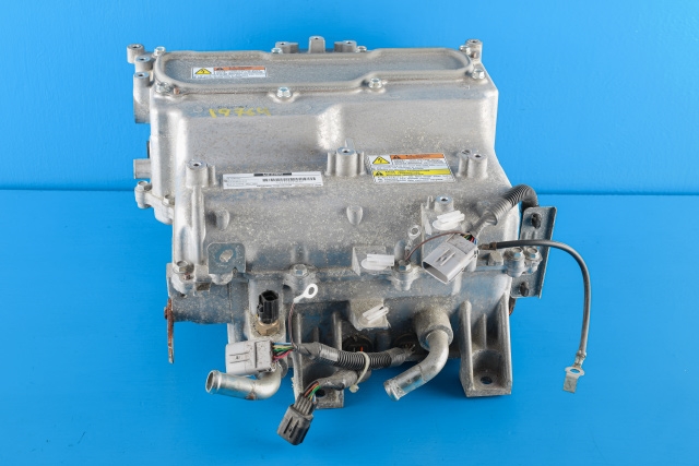 Inverter hybrid til Mitsubishi Outlander, 2012-2015 (Type III, Fase 1)  (MITSUBISHI|9410A078)