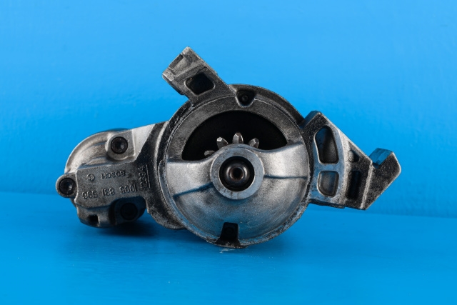 Starter diesel til BMW X3 2007-2010 (Fase 2) (E83) (E83) (BOSCH|0 001 109 070|12.41-7 802 508|)