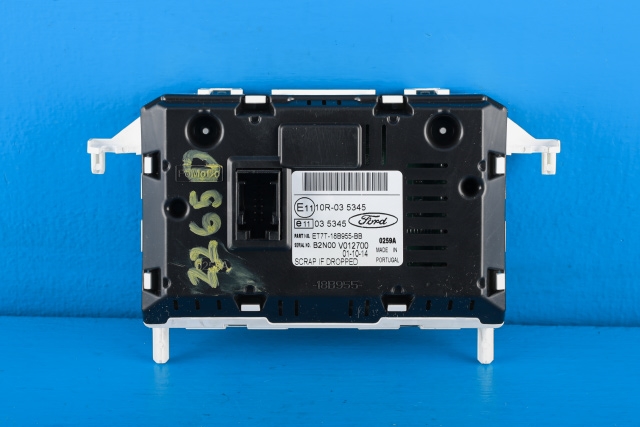 Instrument kjørecomputer til Ford Fiesta 2013-2017 (Type VI, Fase 2)  (FORD|ET7T-18B955-BB|)