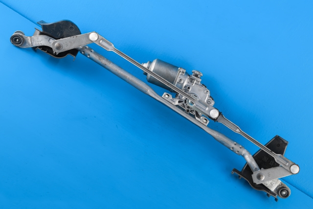 Viskermotor frontrute komplett m/overføring til Suzuki Swift 2011-2017 (DENSO|159300-2821|38110-68L00|)