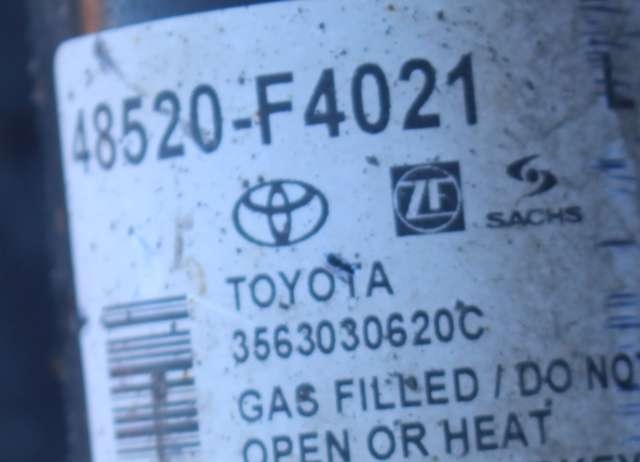 Fjærbein venstre foran til Toyota C-HR 2016-->> (TOYOTA|48520-F4021|)