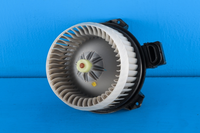 Varmeapparat motor til Suzuki SX4 2009-2013 (Type I, Fase 2) (DENSO|272700-0311|)