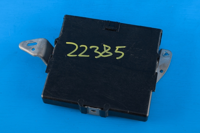 Styreenhet diverse til Toyota Yaris 2014-2020 (Type III, Fase 2)  (TOYOTA|89981-0D140|)